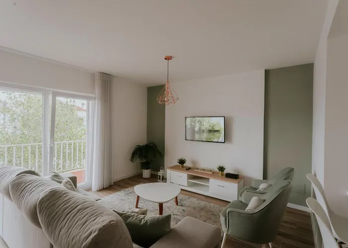 70 - Holidays Апартаменты